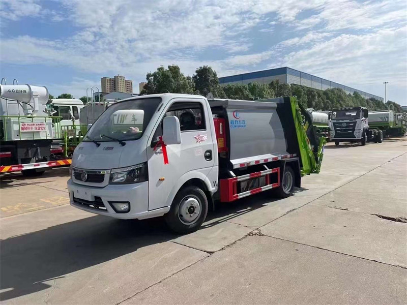 國六東風(fēng)途逸壓縮垃圾車現(xiàn)車