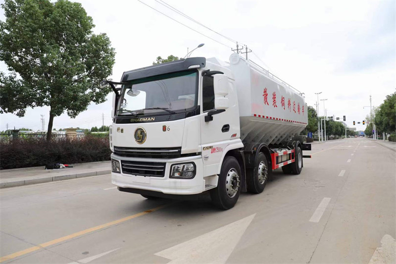 陜汽小三軸飼料車新車出售