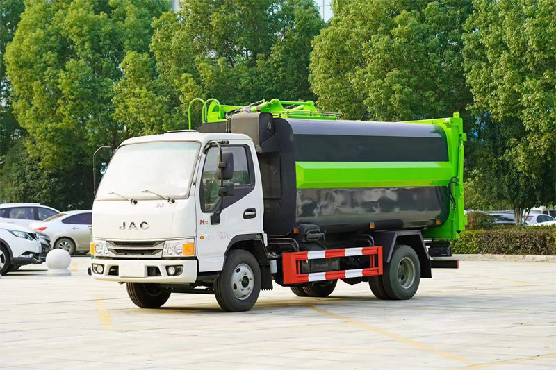 江淮側(cè)掛桶垃圾車廠家報價