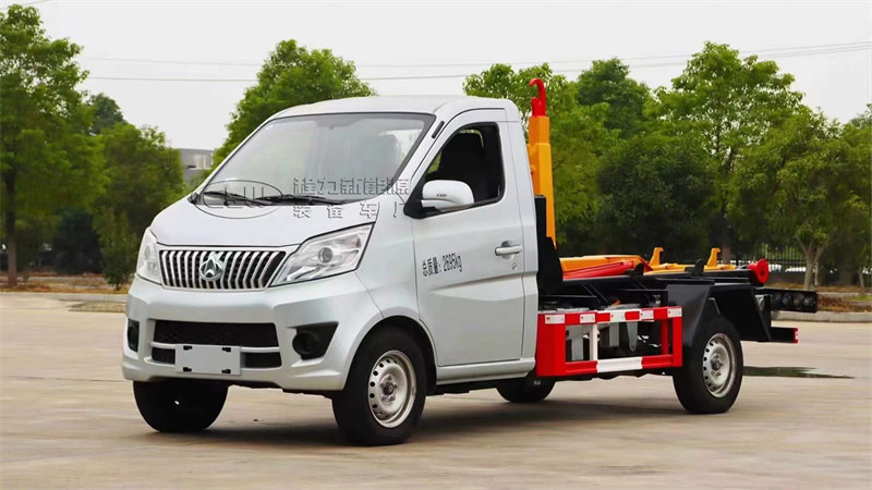 長(zhǎng)安純電動(dòng)勾臂垃圾車全國(guó)上戶無(wú)憂