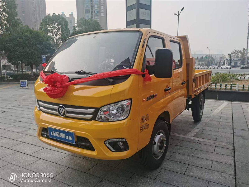 國六小金剛C版雙排自卸式垃圾車藍(lán)牌
