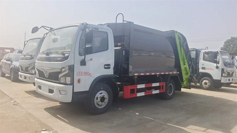 新款9.5方東風(fēng)福瑞卡F6壓縮垃圾車3390軸距